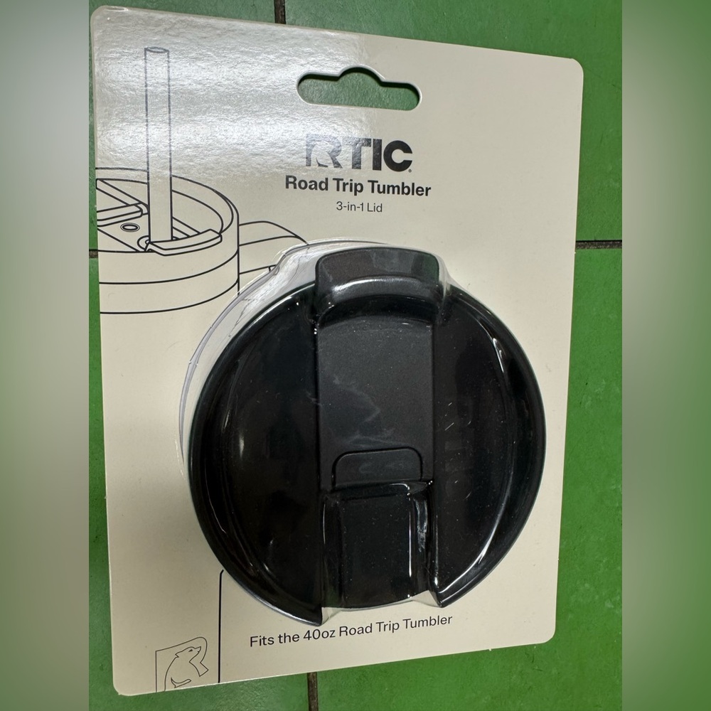 RTIC Black Road Trip Tumbler Replacement Lid